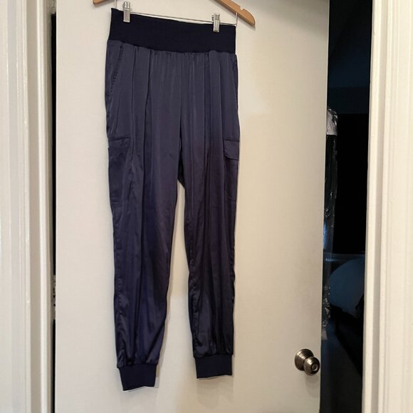 High-Waist Jogger Pants with Pockets – Size Medium by Petty Garden - Picture 2 of 12